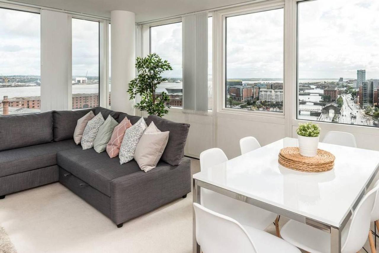 Waterfront Apartment Albert Dock Views ลิเวอร์พูล ภายนอก รูปภาพ